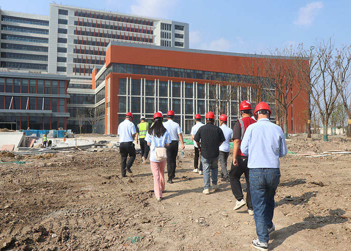 学习观摩阔思路，交流借鉴促提升